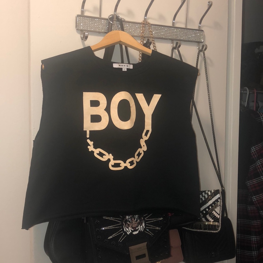 Sleeves Crop Top Print “Boy”